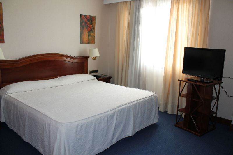 Hotel Villa De Almazán Exteriör bild